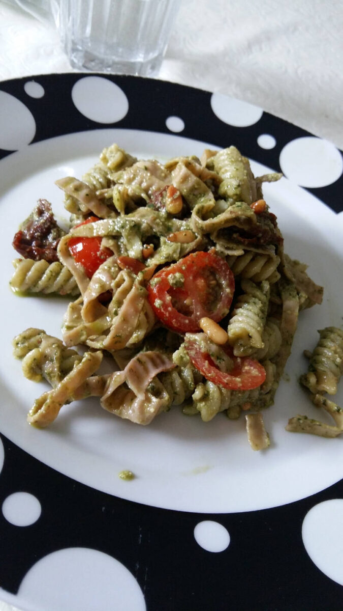 pasta med valnötspesto
